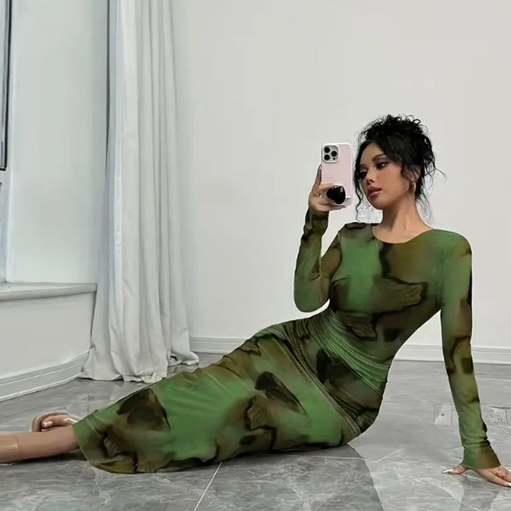 Elegant printed elastic cuckoo style dress