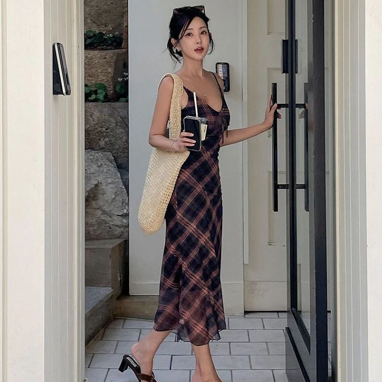 Retro V-neck Diamond Grid Mesh Strapless Dress Women Summer Beach Vacation Temperament Waist-tightening Bodycon Long Dress