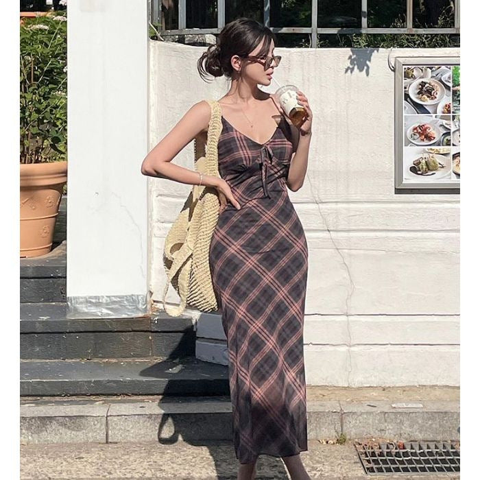 Retro V-neck Diamond Grid Mesh Strapless Dress Women Summer Beach Vacation Temperament Waist-tightening Bodycon Long Dress