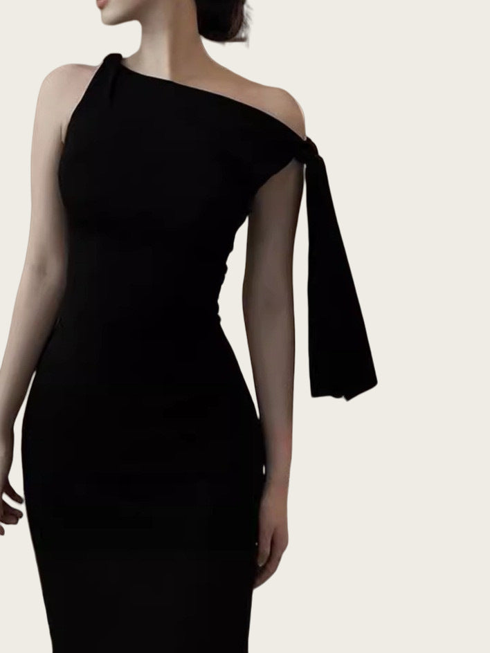 Slant collar lace up slim fit solid color hip hugging dress